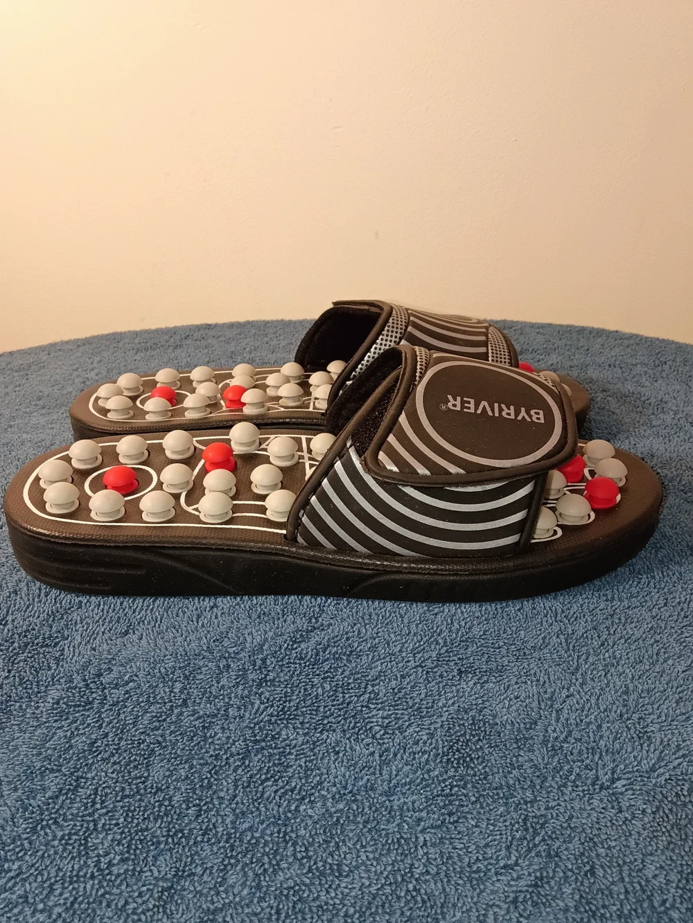 BRYVER Massage Slide Sandals in Brown with Red & White Accents